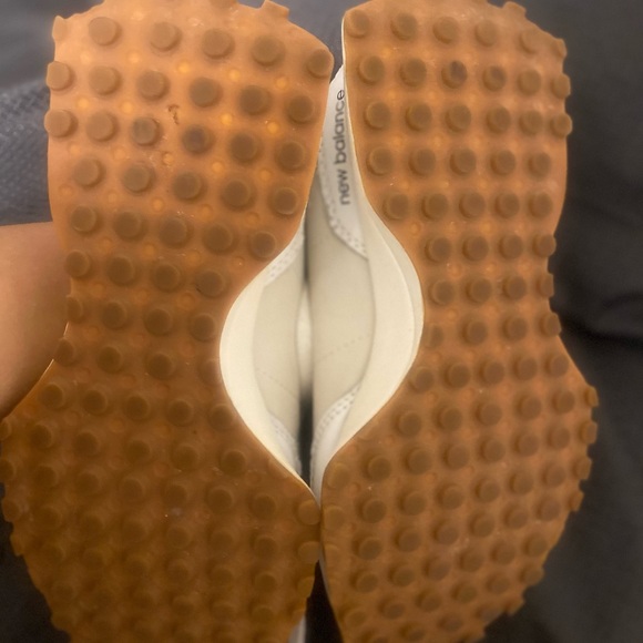 New Balance 327 - Picture 5 of 10